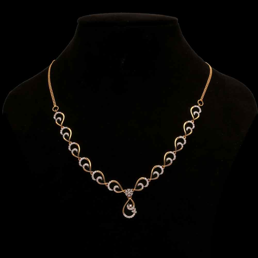 N13 NNK012811_diamond_necklace.jpg